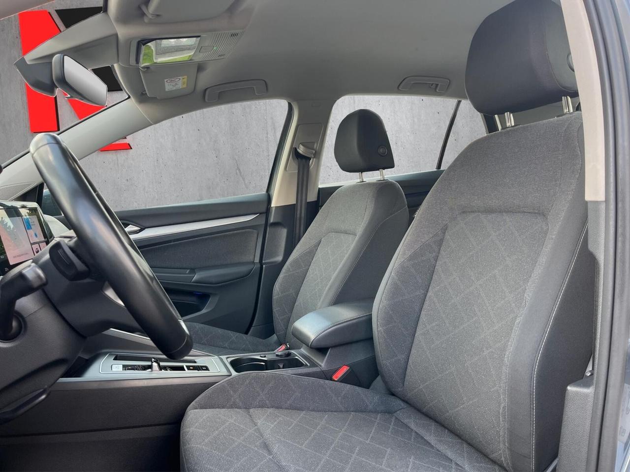 Volkswagen Golf 2.0 TDI DSG 116 CV