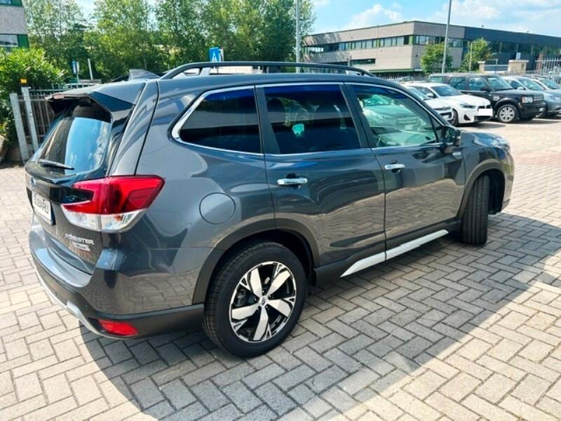 Subaru Forester 2.0 e-Boxer MHEV CVT Lineartronic Premium