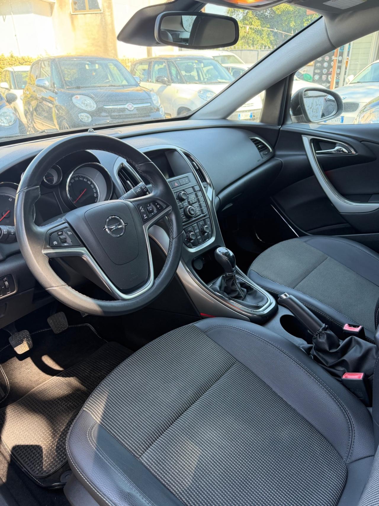 Opel Astra 1.7 CDTI 110CV 5 porte Cosmo