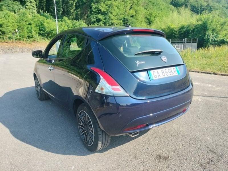 Lancia Ypsilon 1.2 69 CV 5 porte S&S Gold