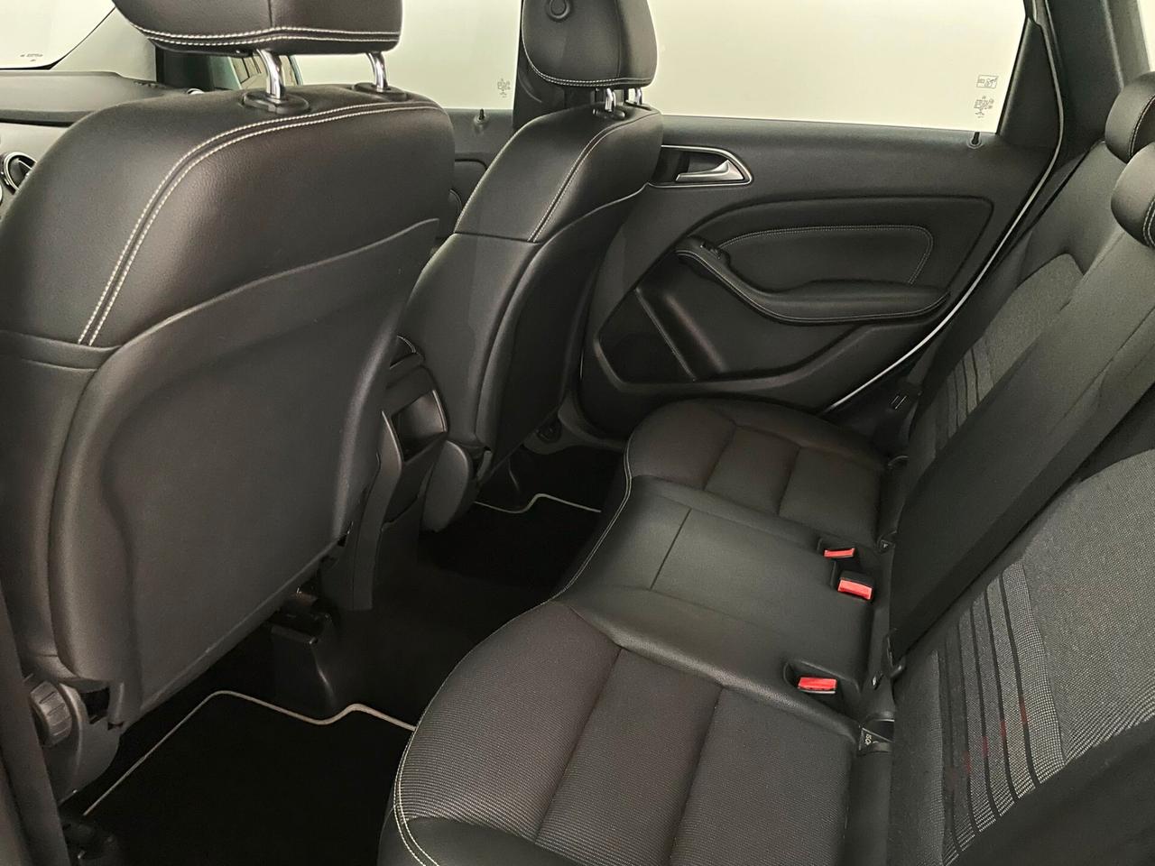 Mercedes-benz B 180 B 180 d Sport