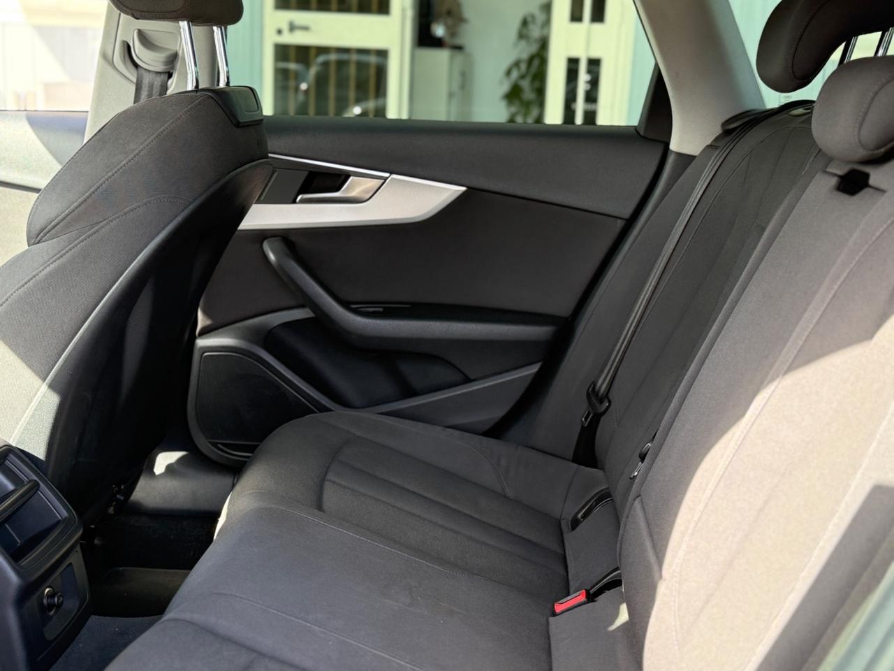 Audi A4 2.0 150 CV AUTO PERFETTA GARANZIA