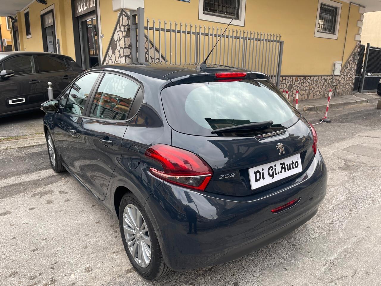 Peugeot 208 1.2 Gpl 82 Cv 5p Allure