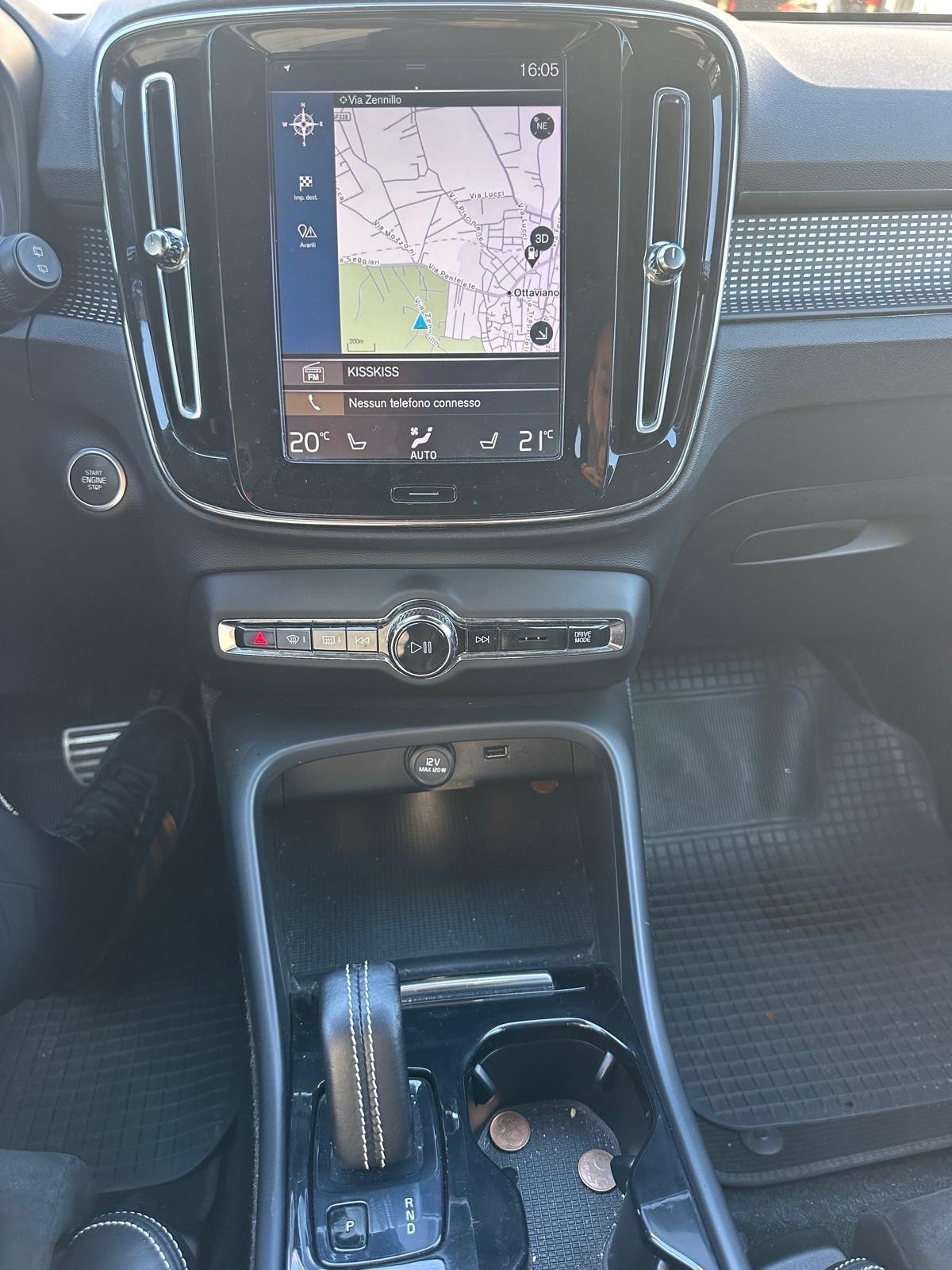 Volvo XC40 D4 AWD Geartronic R-design