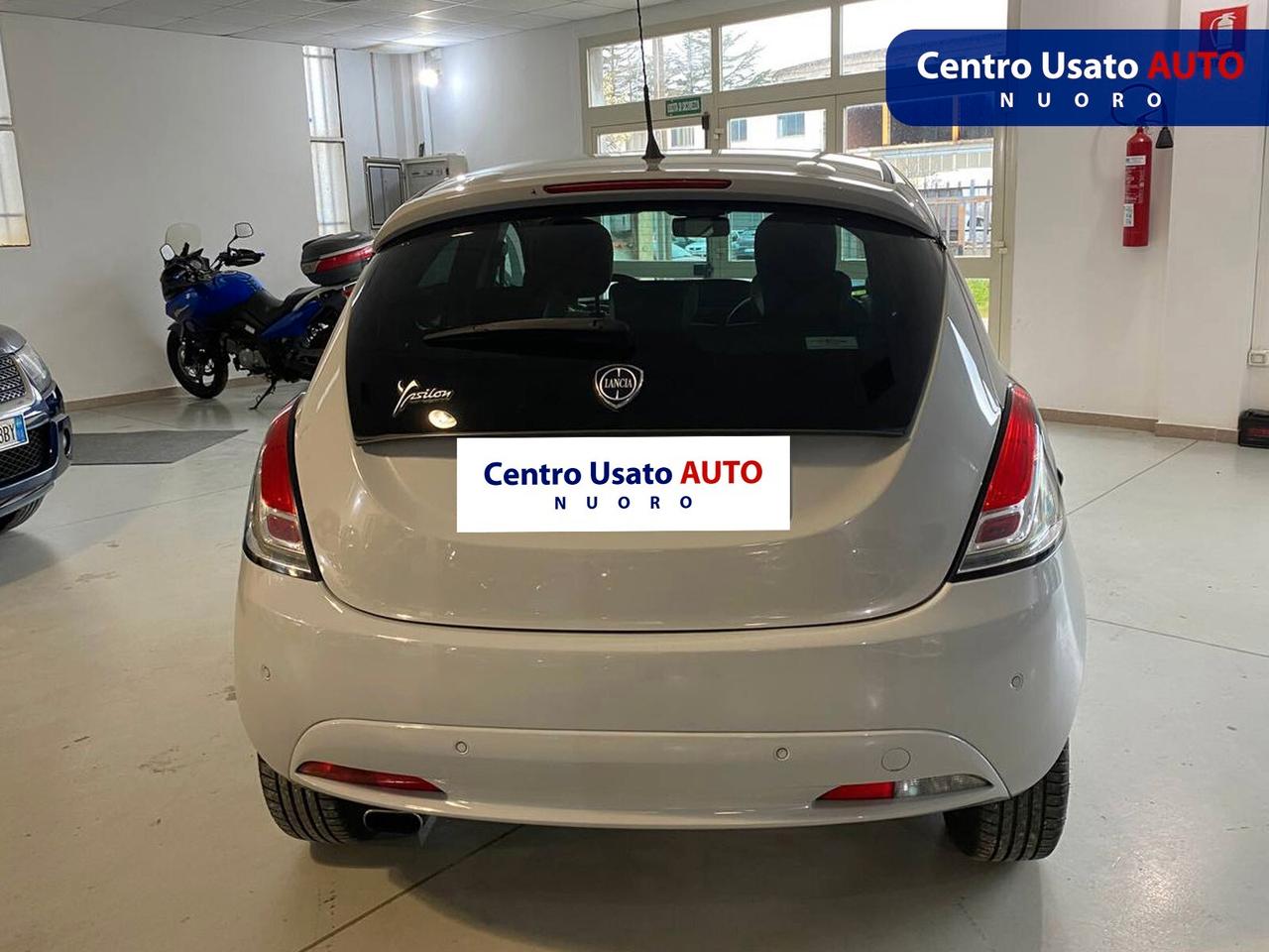 Lancia Ypsilon 1.2 69 CV 5 porte Mya