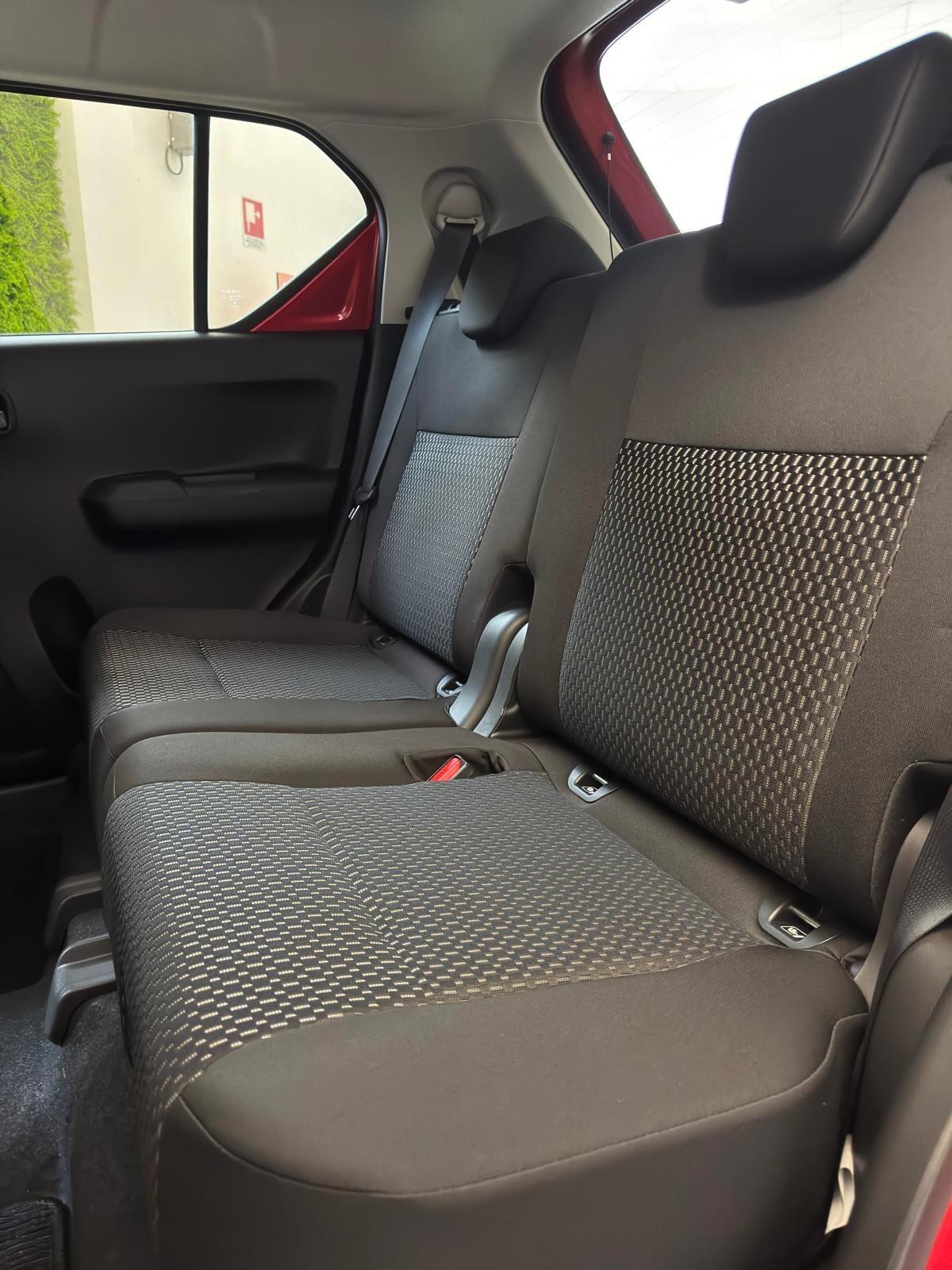 Suzuki Ignis 1.2 Hybrid Top