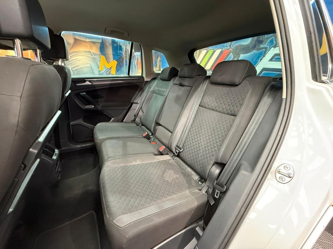 Volkswagen Tiguan 2.0 TDI SCR DSG Advanced BlueMotion Technology (018)