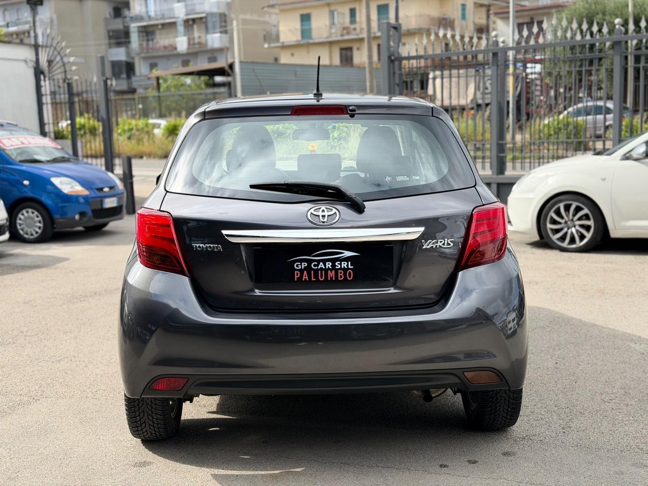 Toyota Yaris 1.0 5 porte Lounge COME NUOVA