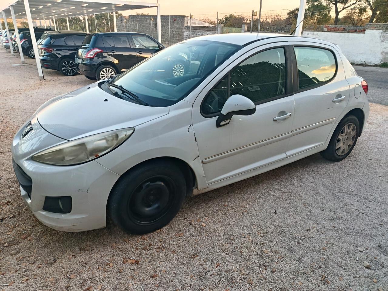 Peugeot 207 1.4 HDi 70CV 5p. Energie