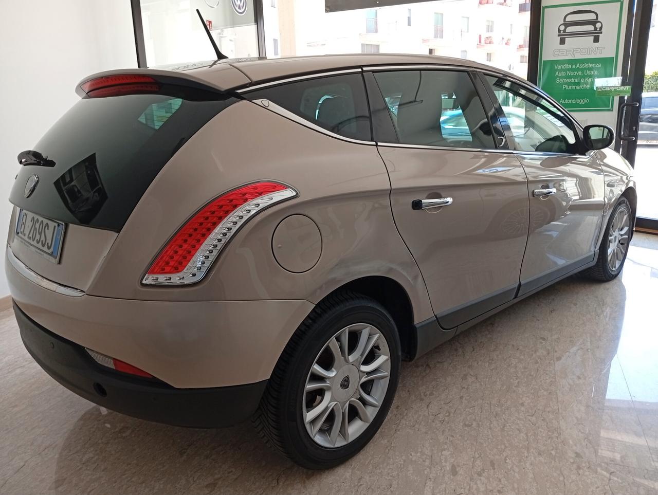 Lancia Delta 1.6 MJT DPF Silver