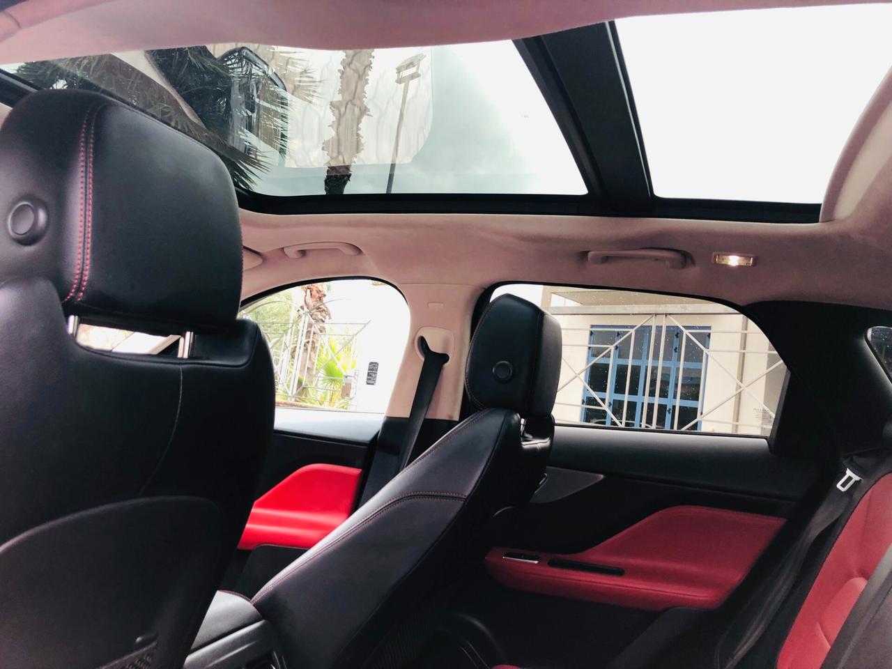 Jaguar F-Type 2.0 D 180 CV AWD CHEQUERED FLAG