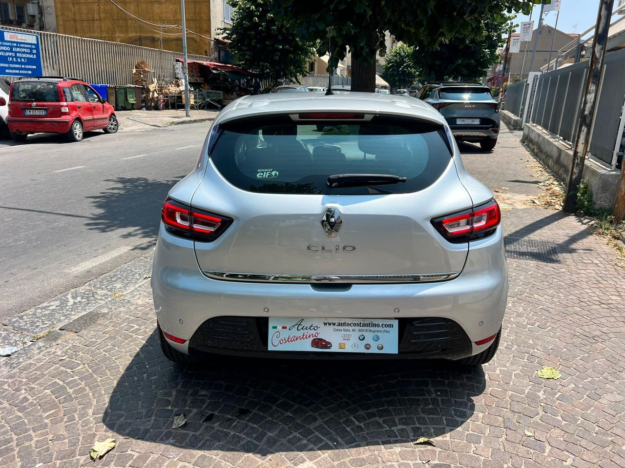 Renault Clio dCi 8V 75 CV 5 porte Moschino Intens