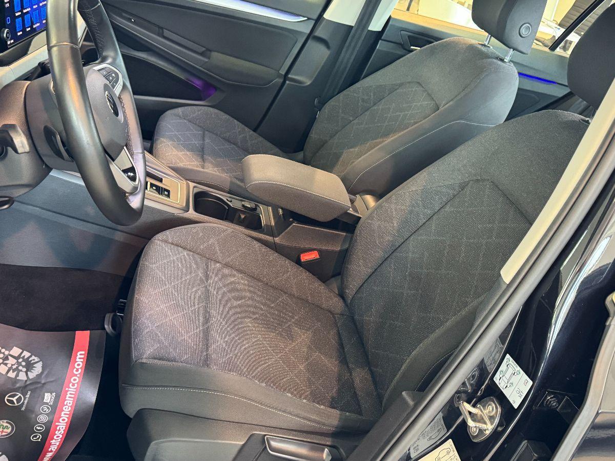 VOLKSWAGEN Golf 8 2.0 TDI 115 CV DSG Style