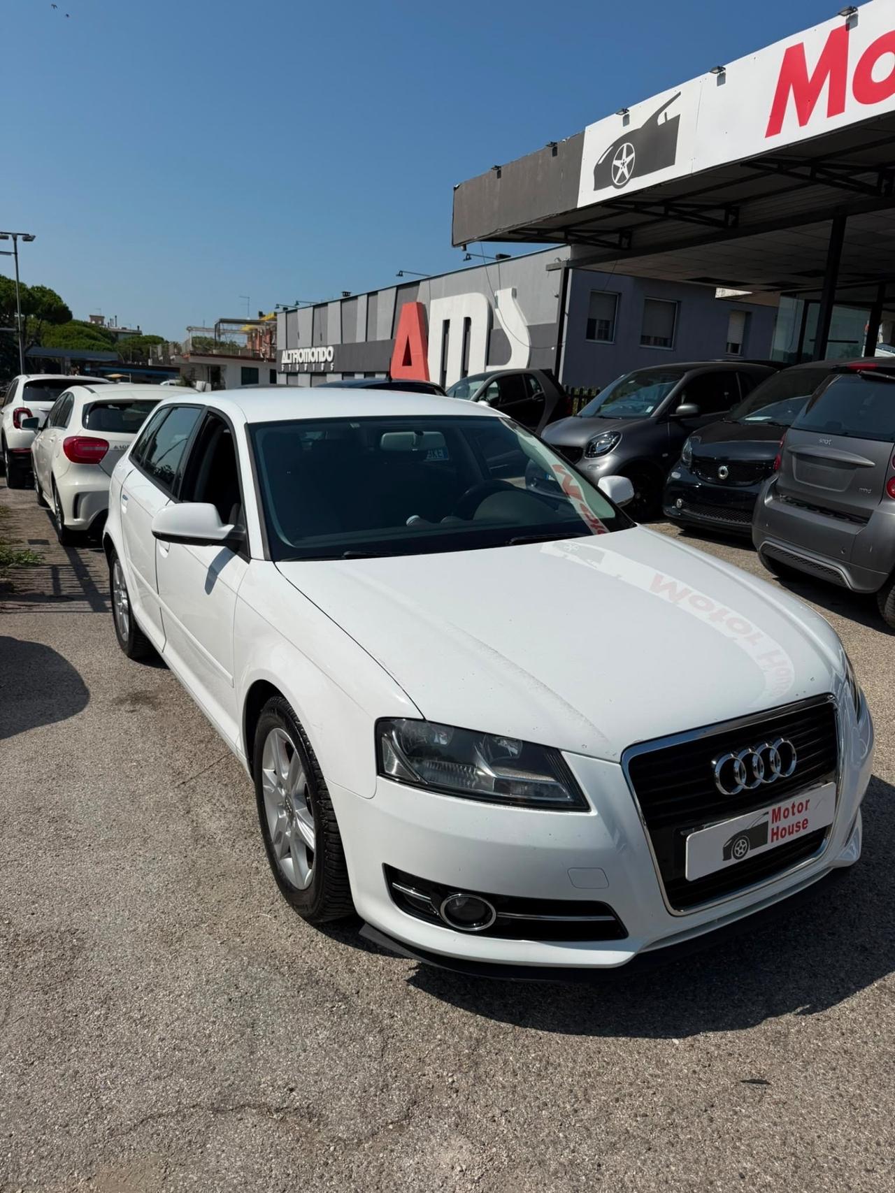 Audi A3 SPB 1.6 TDI 105 CV CR Ambiente