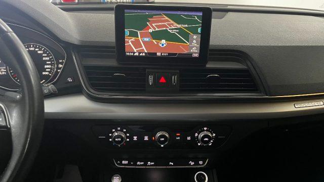 AUDI Q5 35 TDI quattro S tronic Business Sport