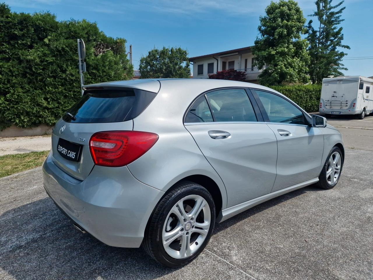 Mercedes-benz A 180 CDI BlueEFFICIENCY Premium