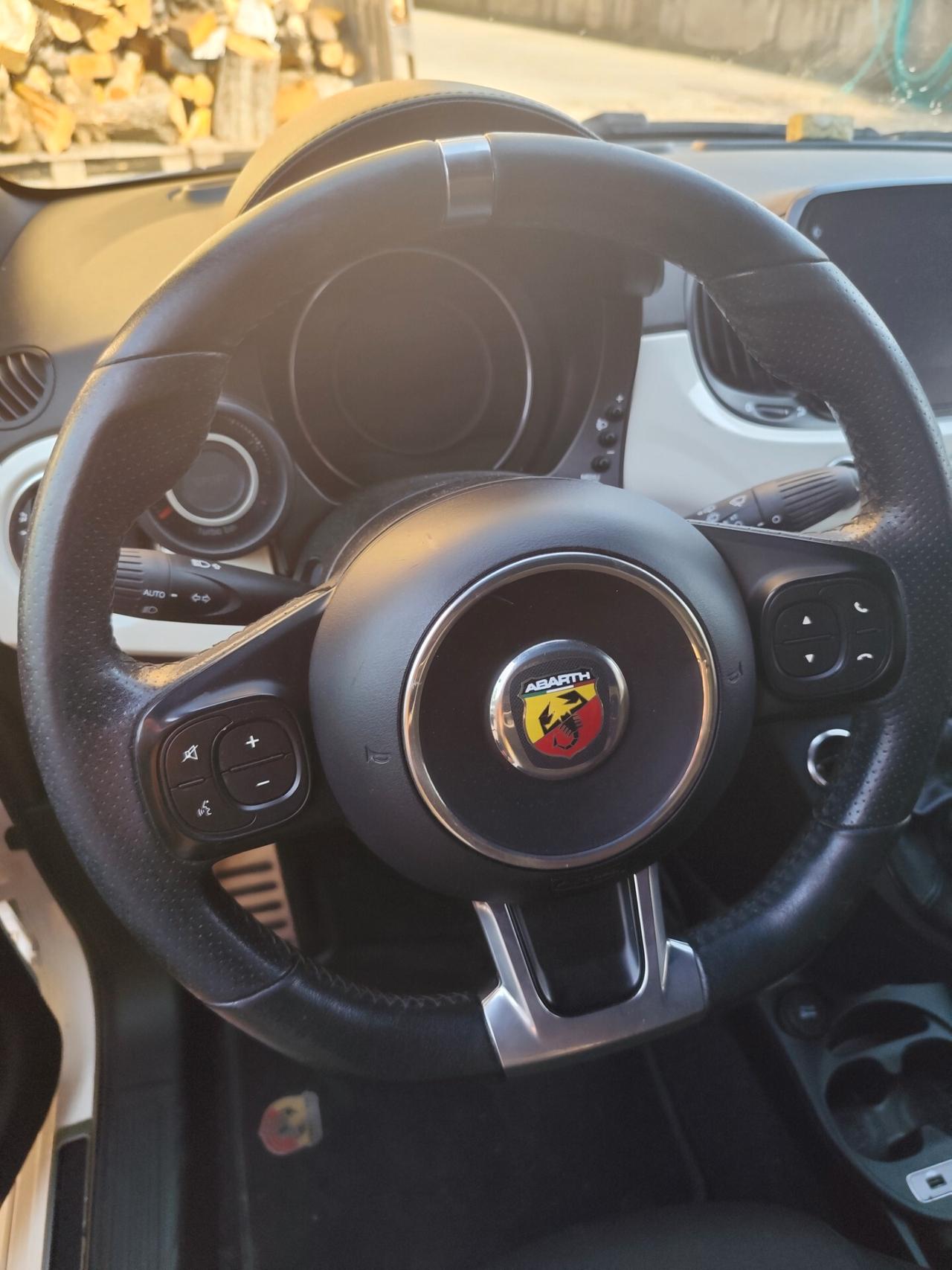 Abarth 595 1.4 Turbo T-Jet 165 CV