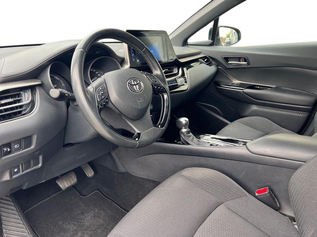 Toyota C-HR 1.8h Trend 2wd e-cvt