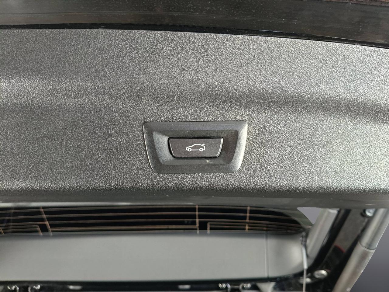 BMW X1 U11 - X1 sdrive20i mhev 48V X-Line auto