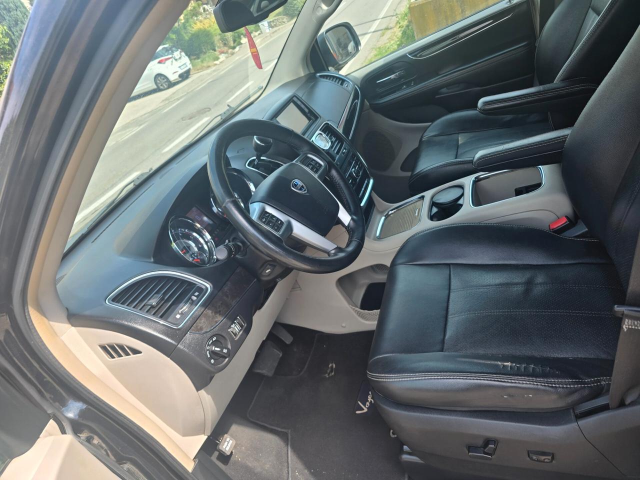 Lancia Voyager Platinum 2.8
