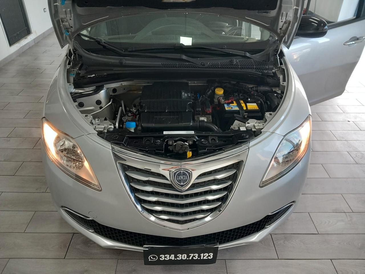 Lancia Ypsilon 1.2 Platinum GPL