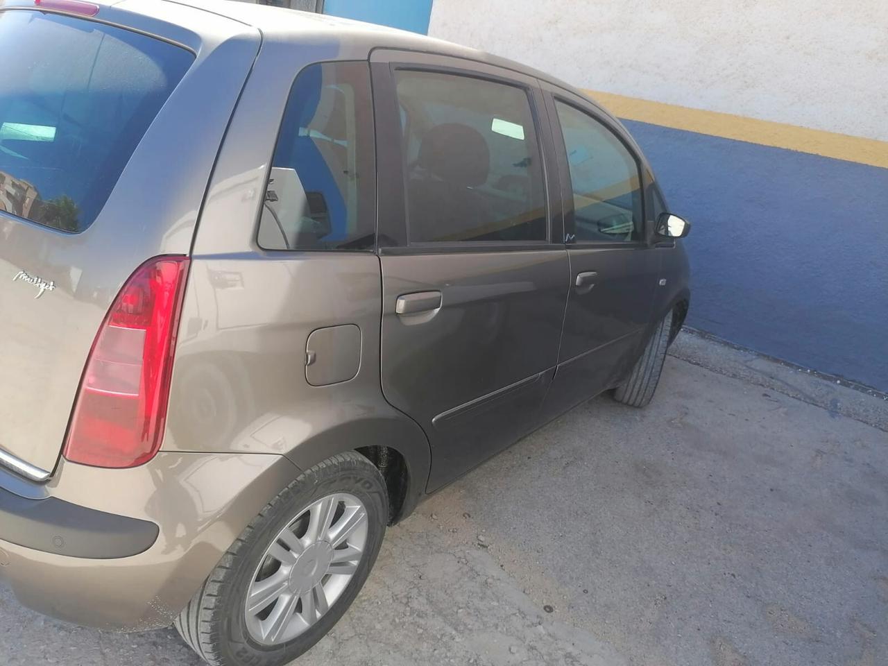 Lancia MUSA 1.9 Multijet Platino