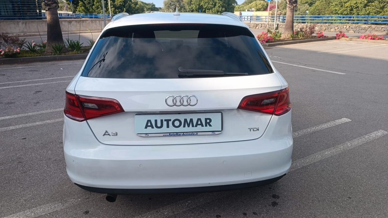 Audi A3 1.6 TDI clean diesel S tronic Attraction