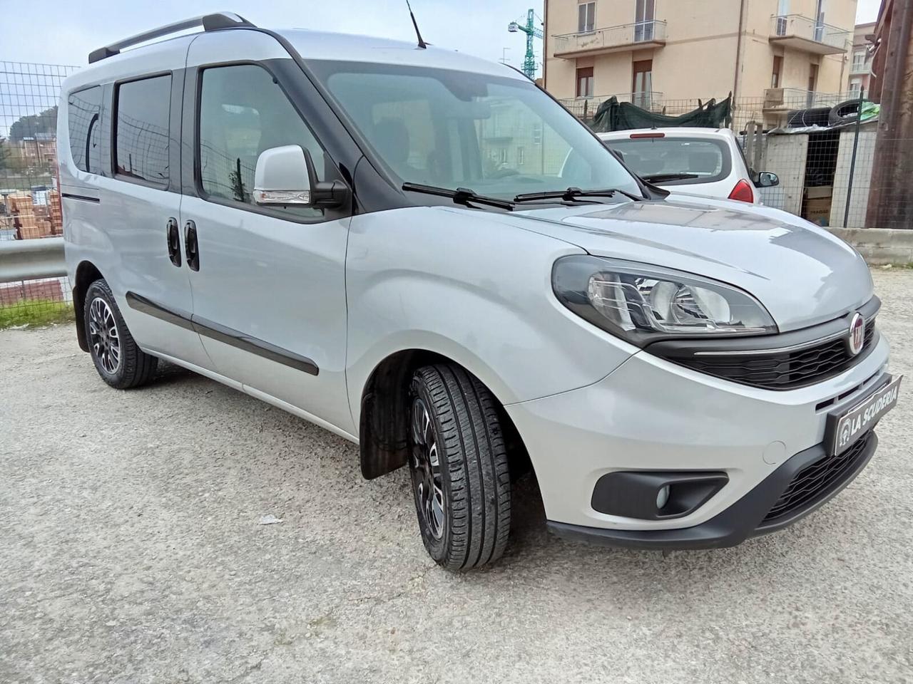 Fiat Doblo Doblò 1.4 T-Jet 16V Natural Power Lounge