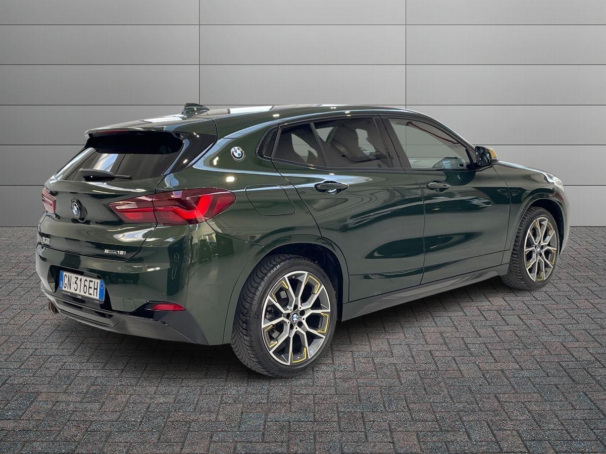BMW X2 F39 - X2 sdrive18i Goldplay Edition 136cv auto