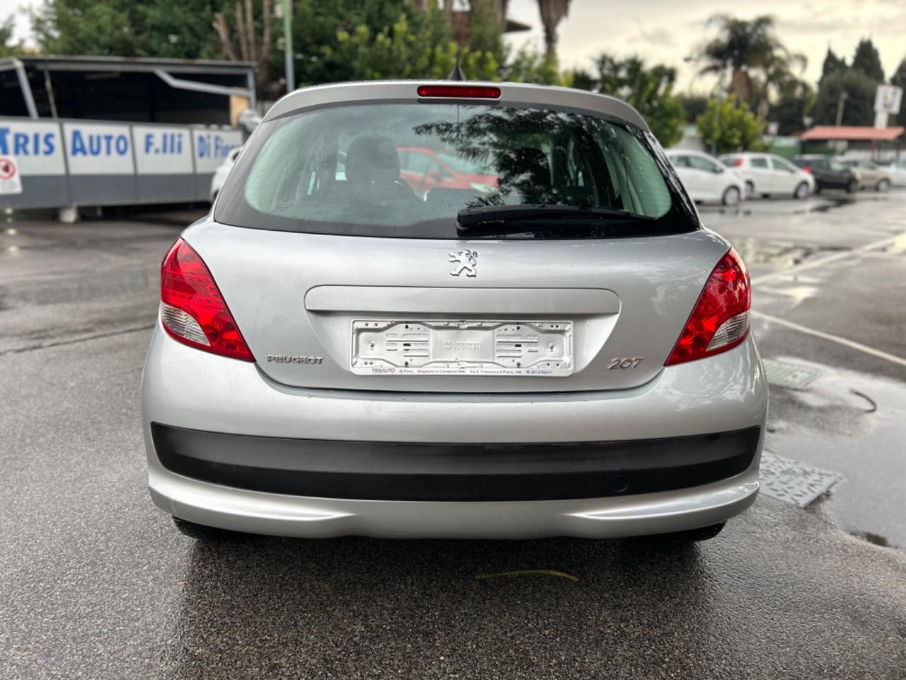 Peugeot 207 1.4 HDi 70Cv