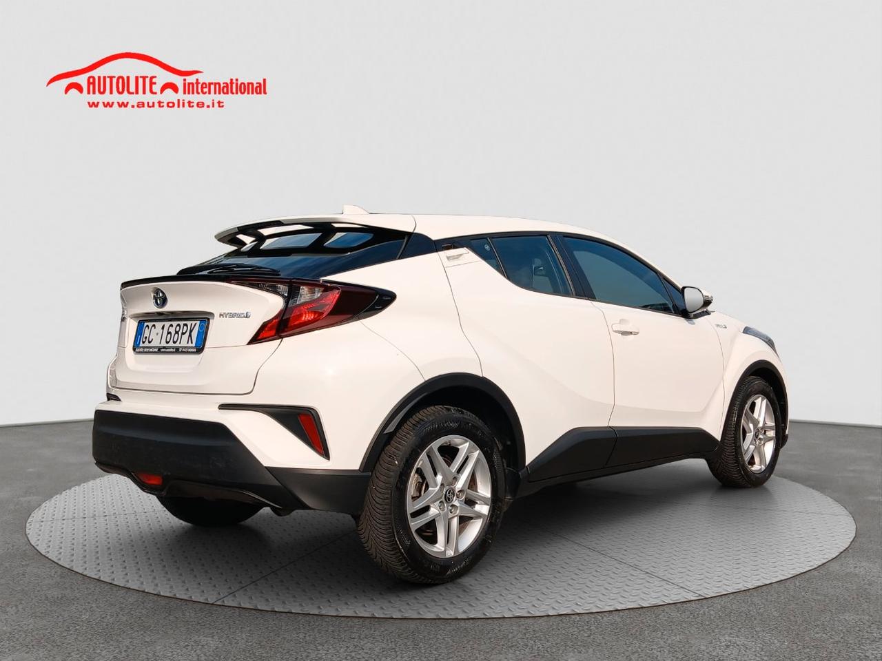Toyota C-HR 1.8h Business e-cvt