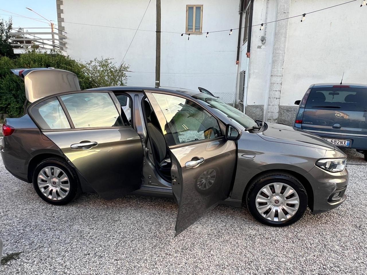 Fiat Tipo 1.4 4 porte Lounge