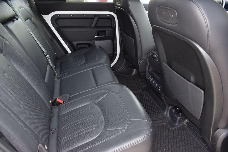 Land Rover Defender 110 3.0D I6 250 CV AWD Auto SE