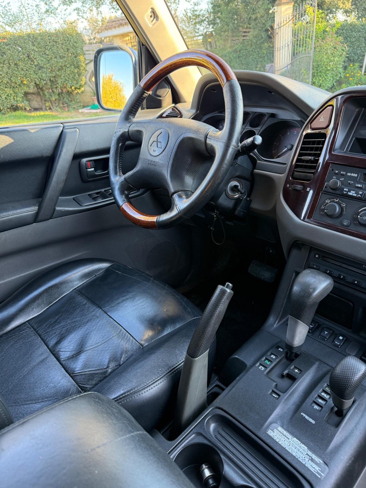 Mitsubishi Pajero 3.2 16V DI-D 5p. GLS2