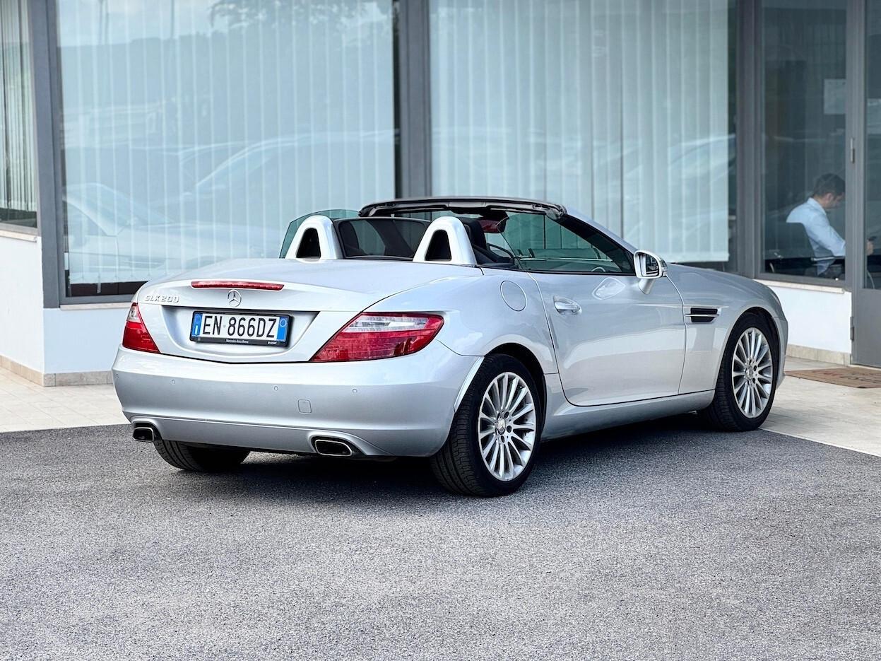 Mercedes-Benz SLK 200 Benzina 184CV E5 - 2012