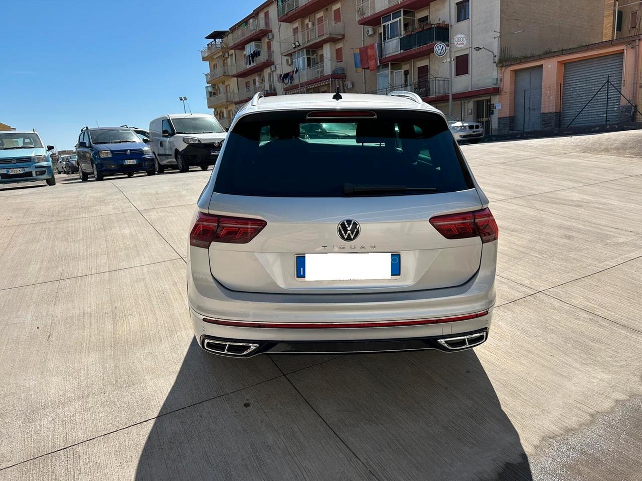Volkswagen Tiguan 2.0 TDI 150 CV SCR DSG 4MOTION R-Line