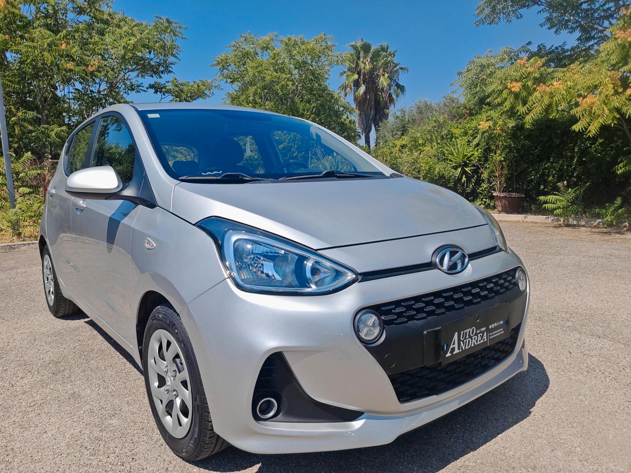 Hyundai i10 1.0 Benzina full optional 2019