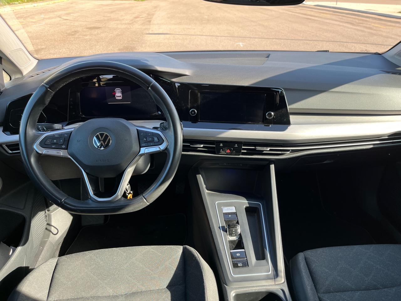 Volkswagen Golf 8 2.0 TDI DSG SCR Style