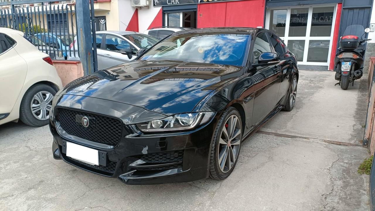 Jaguar XE 2.0 D Turbo 180CV aut. R-Sport