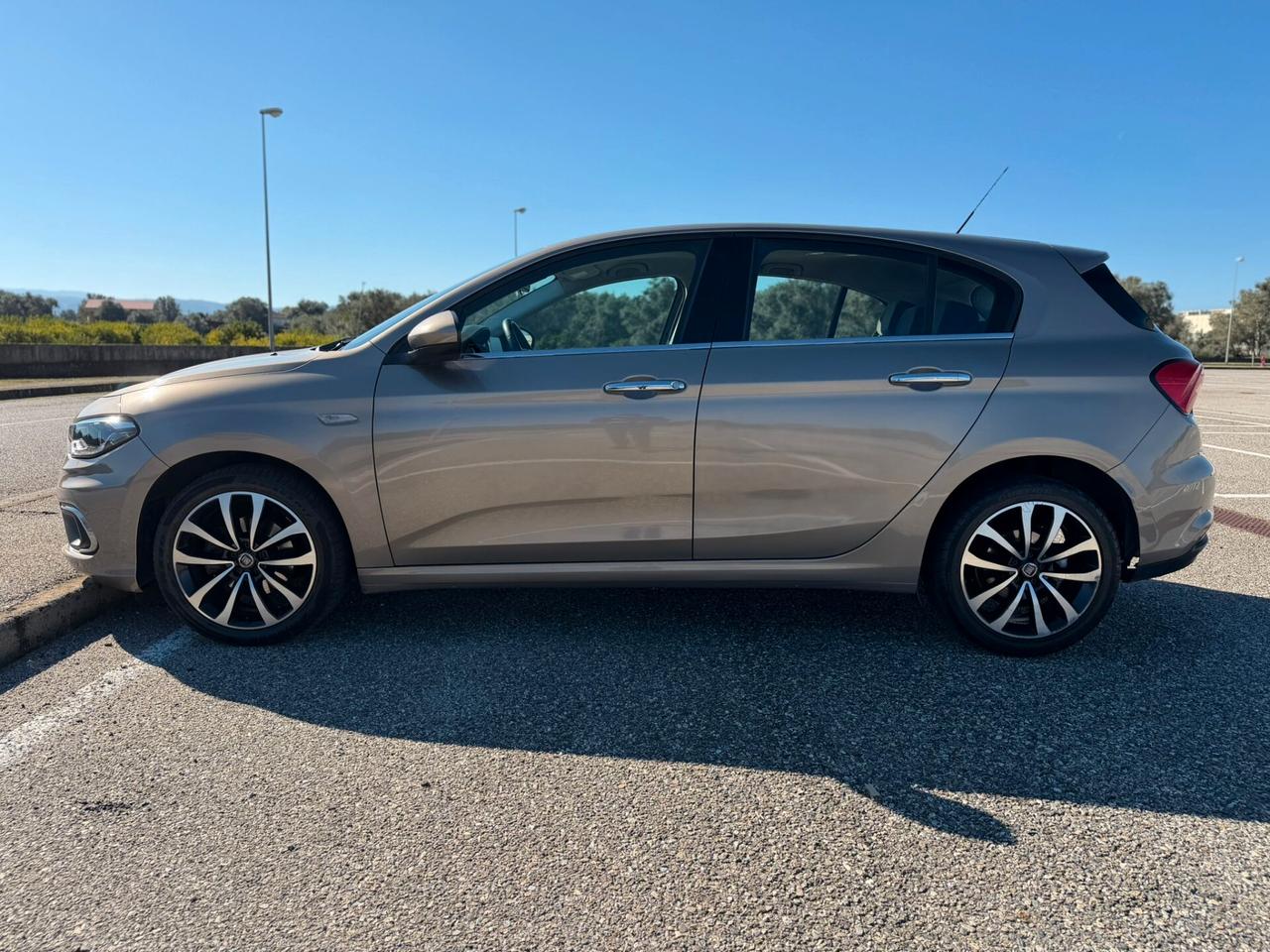 Fiat Tipo 1.6 Mjt S&S 5 porte Lounge