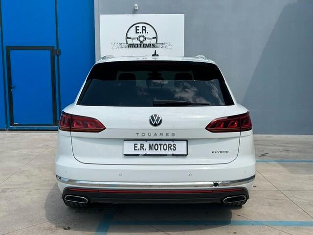 Volkswagen Touareg 3.0 V6 TSI eHybrid Elegance