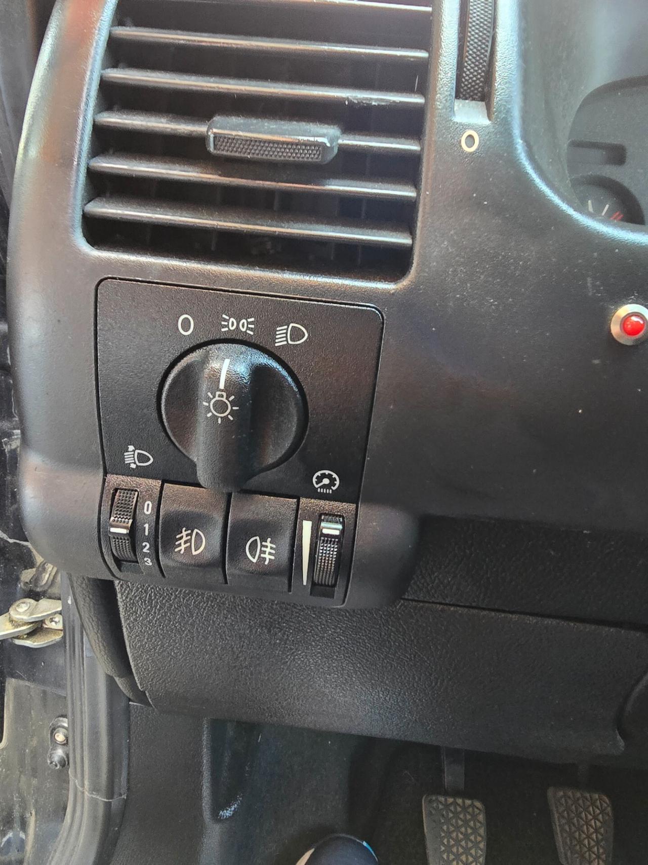Opel Zafira 1.6 16v 7 Posti ok Neopatentati