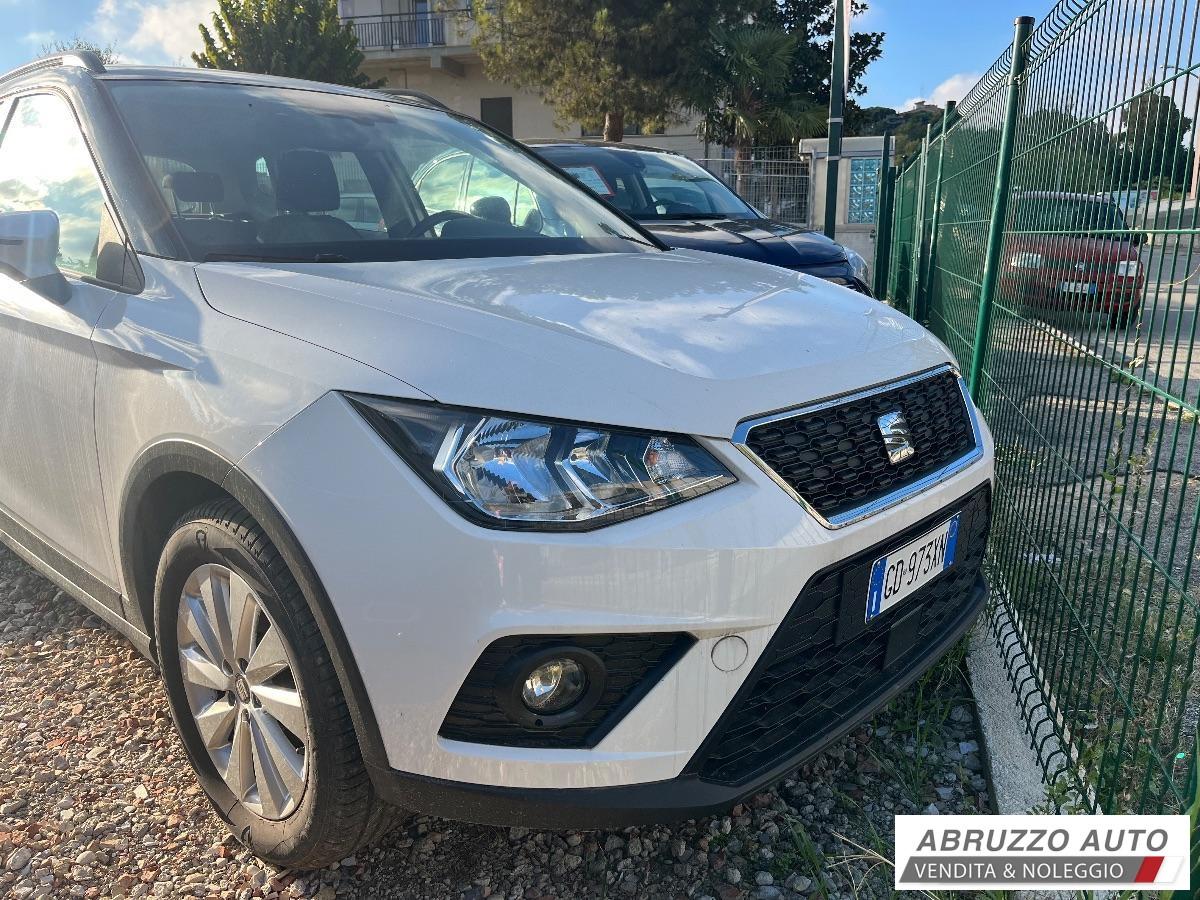 SEAT Arona 1.0 TGI 3 Disponibili