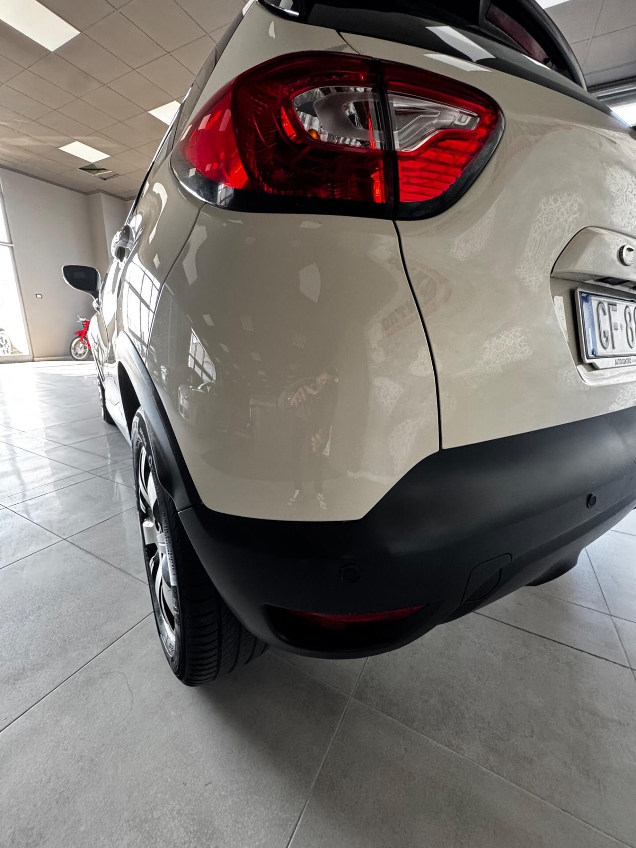RENAULT CAPTUR 1.5 DCI R CAMBIO AUTOMATICO NEOPATENTATI