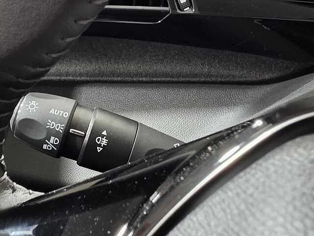 Peugeot 308 motore elettrico (54kWh) 156 CV Allure