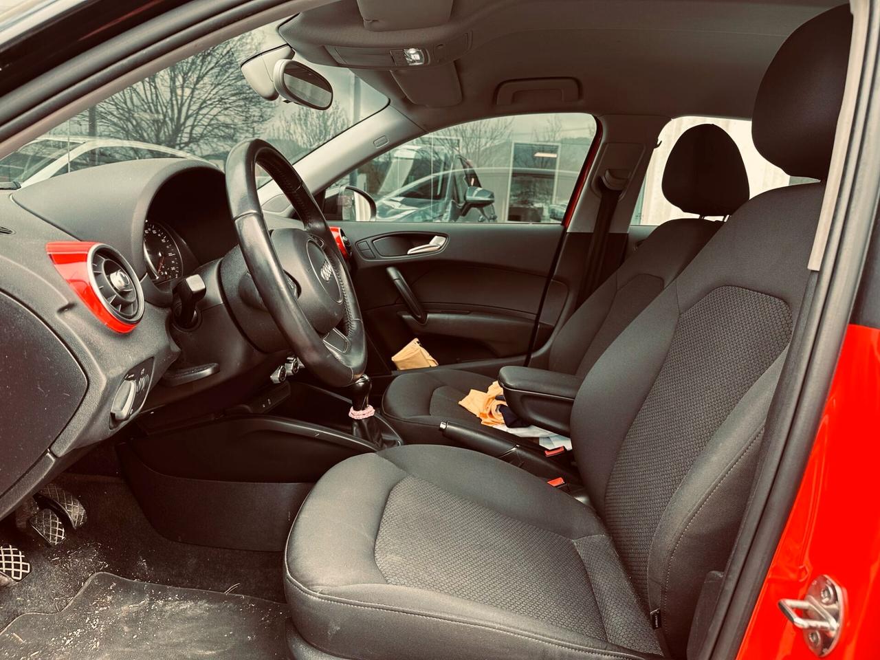 Audi A1 1.6 TDI S line edition plus