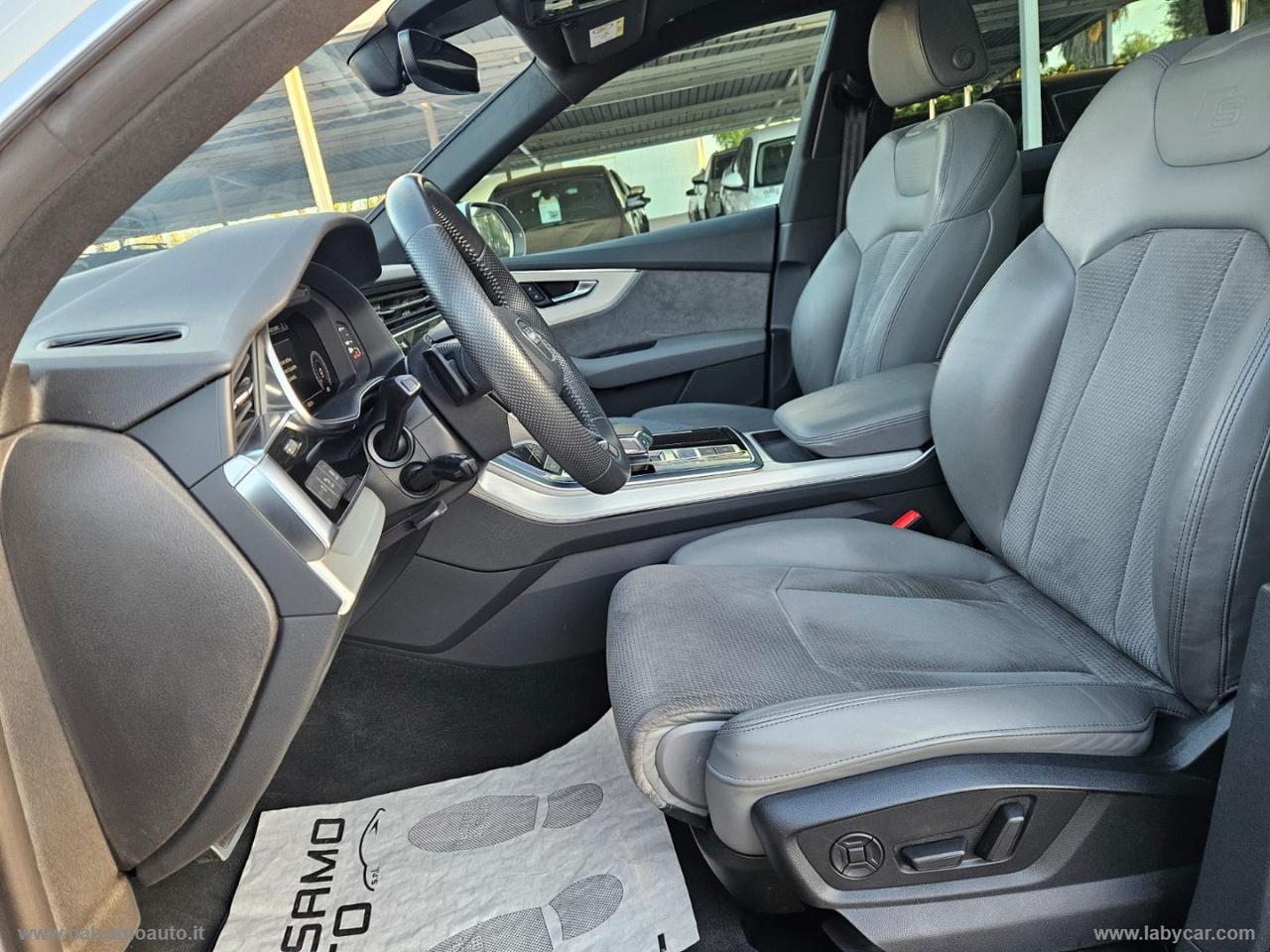 AUDI Q8 45 TDI S-LINE TETTO APRIBILE