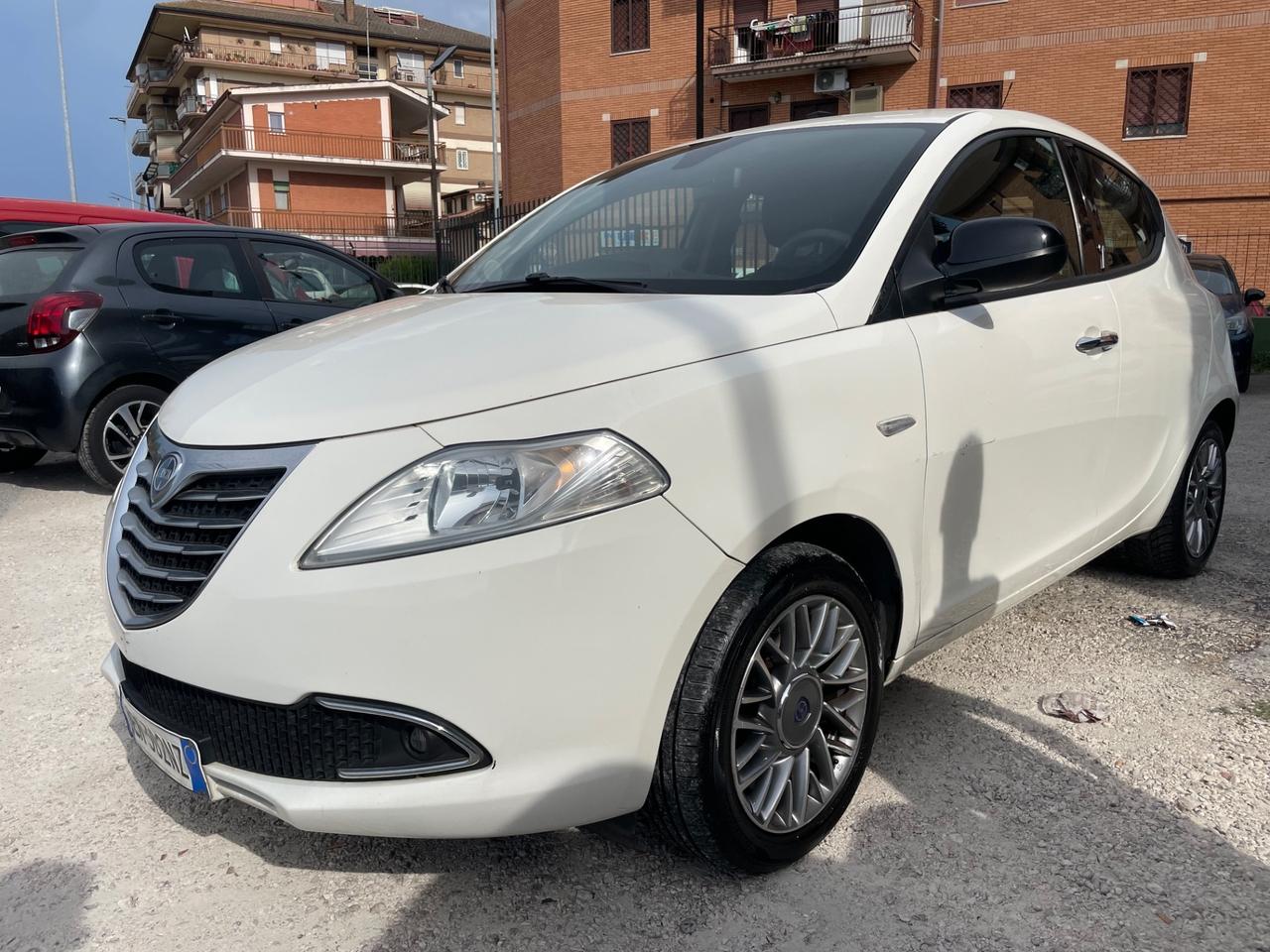 Lancia Ypsilon 1.3 MJT 16V 95 CV Platinum!!GARANZIA PRIVATA!!