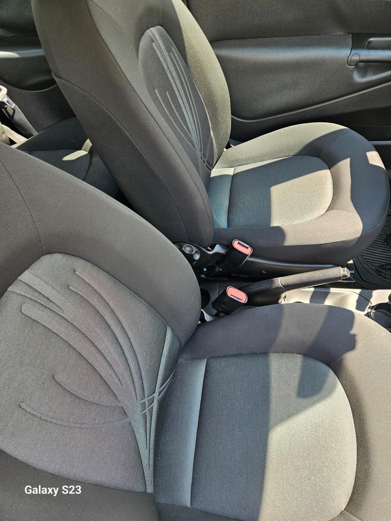 Lancia Ypsilon 1.2 69 CV Diva