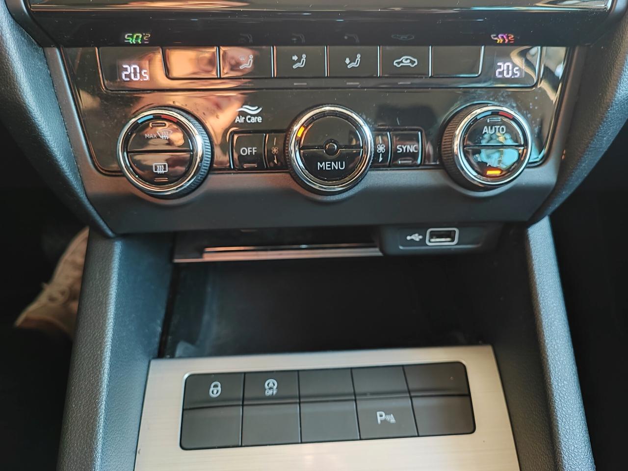 Skoda Octavia 1.5 DSG Wagon Style G-Tec